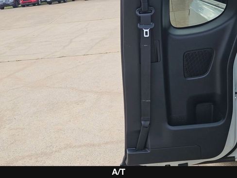 Used 2024 Nissan Frontier SV w/ SV Convenience Package RWD image 30
