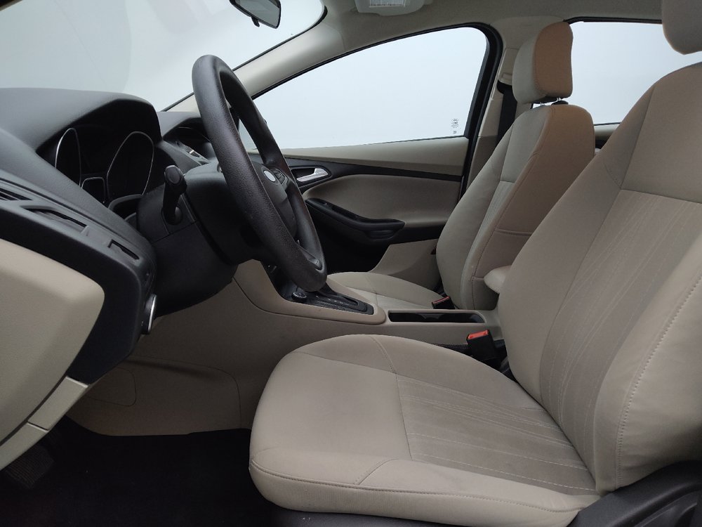 Used 2015 Ford Focus SE FWD image 17