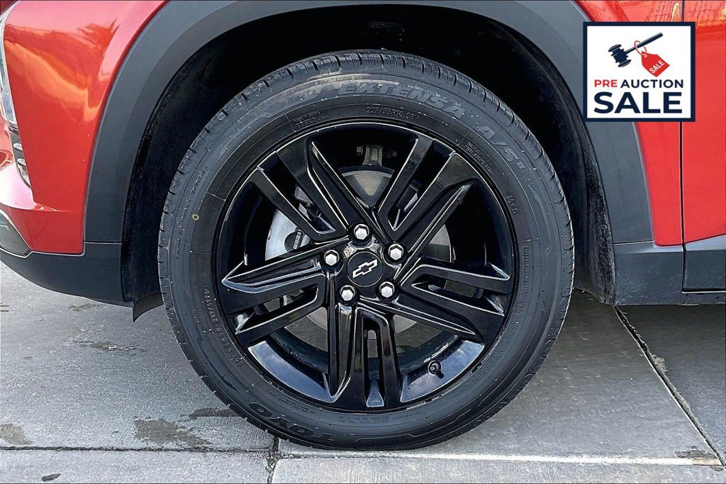 Used 2024 Chevrolet Trax ACTIV w/ Driver Confidence Package FWD image 9
