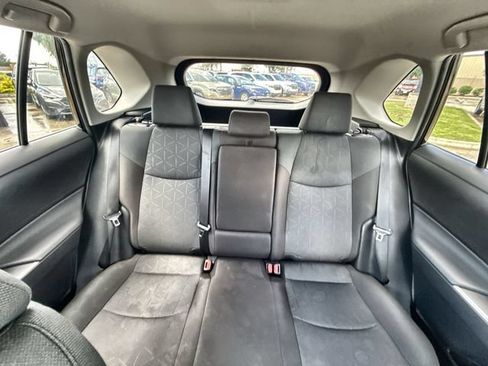Used 2025 Toyota RAV4 XLE FWD image 21