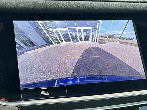 Used 2024 Cadillac XT6 Luxury AWD/4WD image 29