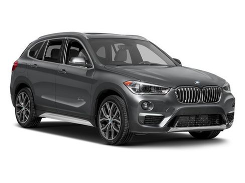 Used 2017 BMW X1 xDrive28i AWD/4WD image 6
