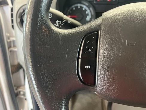 Used 2013 Ford E-150 and Econoline 150 Wagon RWD image 15