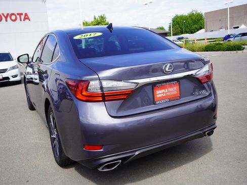Used 2017 Lexus ES 350 w/ Navigation System Package FWD image 8