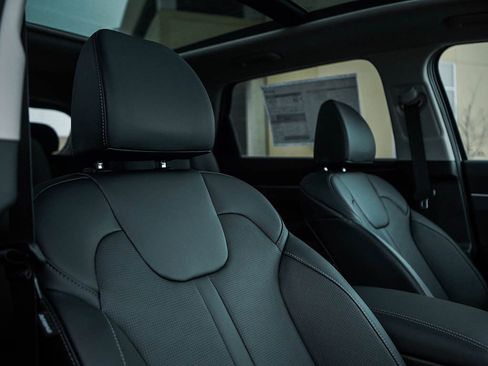 New 2026 Kia Sorento EX image 12