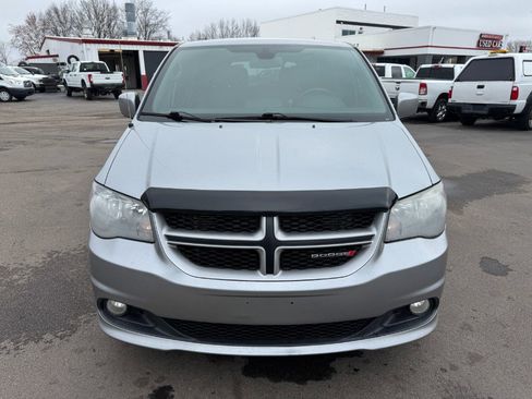 Used 2019 Dodge Grand Caravan GT image 8