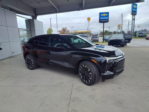 New 2025 Chevrolet Blazer EV RS image 3