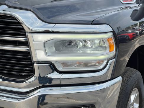 Used 2019 RAM 2500 Big Horn AWD/4WD image 32