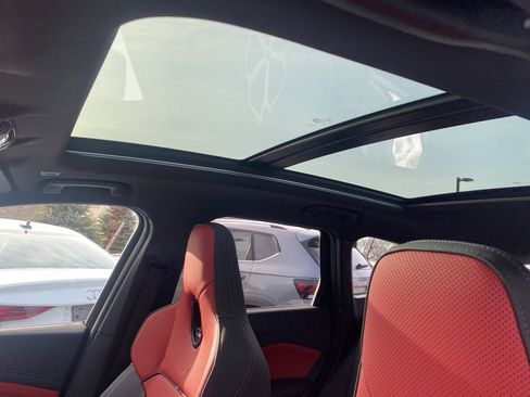 Certified 2025 BMW X1 M35i w/ Premium Package image 9