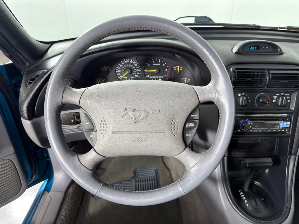 Used 1994 Ford Mustang GT RWD image 14