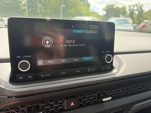 Used 2023 Honda Accord EX image 21