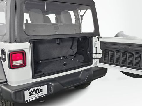New 2026 Jeep Wrangler Sport AWD/4WD image 17