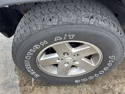 Used 2013 Jeep Wrangler Sport image 6