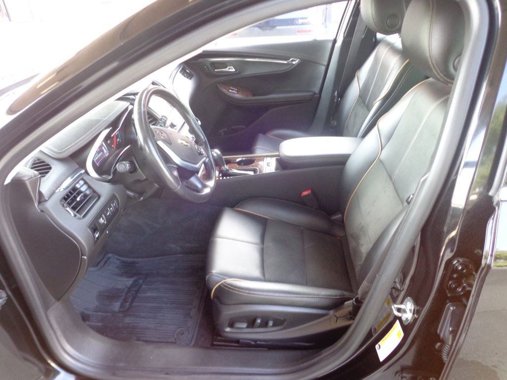 Used 2014 Chevrolet Impala LT FWD image 13