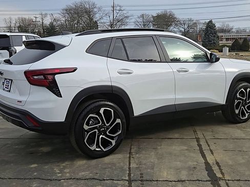 New 2026 Chevrolet Trax RS image 4