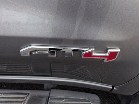 Used 2020 GMC Sierra 1500 AT4 w/ AT4 Premium Package image 9