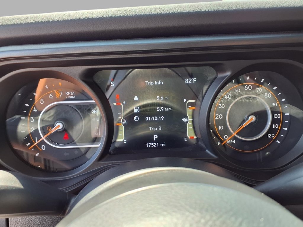 Used 2026 Jeep Gladiator Rubicon w/ Steel Power Dome Hood Package AWD/4WD image 16