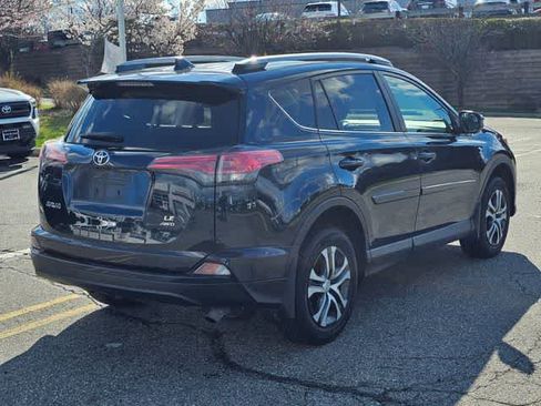 Used 2018 Toyota RAV4 LE w/ All Weather Liner Package image 4