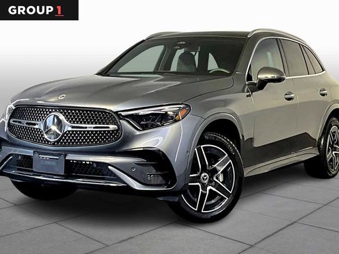 Used 2023 Mercedes-Benz GLC 300 4MATIC image 1