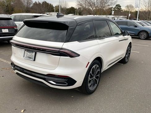 New 2026 Lincoln Nautilus Reserve image 30