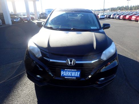 Used 2017 Honda HR-V EX image 8