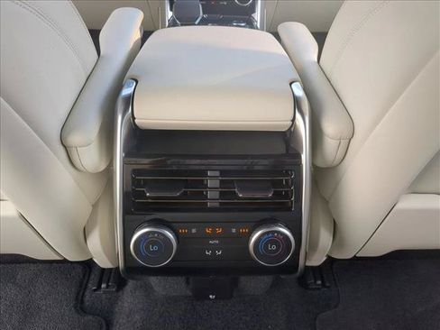 Used 2023 Land Rover Range Rover SE AWD/4WD image 23