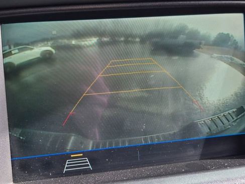 Used 2022 Chevrolet Colorado LT w/ Fleet Safety Package image 26