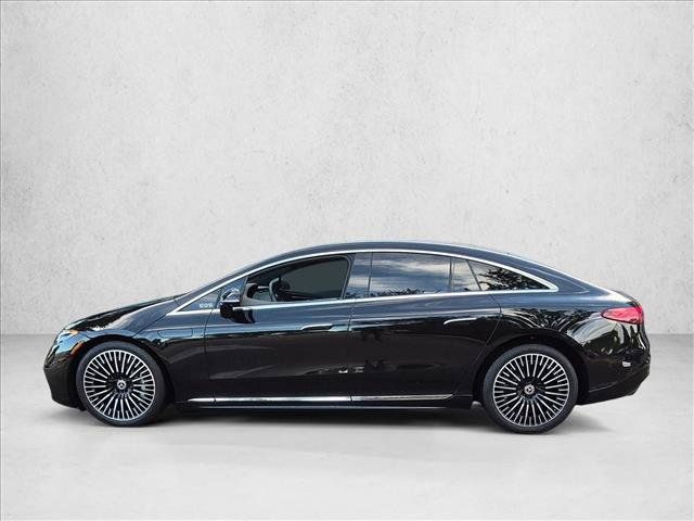 Used 2022 Mercedes-Benz EQS 580 4MATIC Sedan image 8