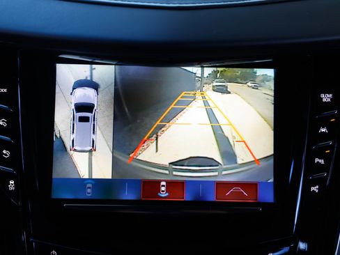 Used 2017 Cadillac Escalade ESV Platinum image 40