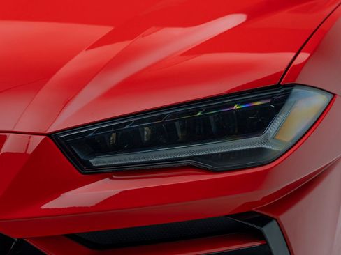 Used 2020 Lamborghini Urus AWD/4WD image 67