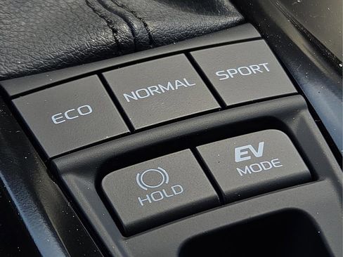 New 2026 Toyota Camry SE FWD image 22