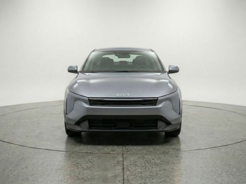 Used 2025 Kia K4 FWD image 2