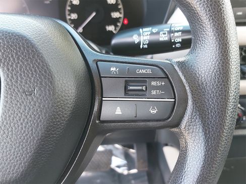 Certified 2023 Honda HR-V LX image 17