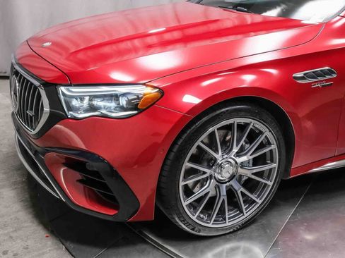 Used 2025 Mercedes-Benz E 53 AMG e 4MATIC Sedan image 12