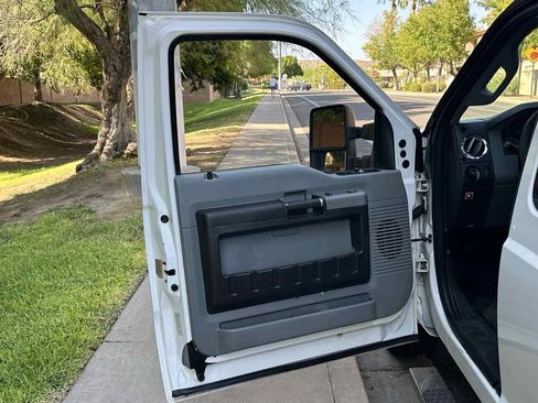 Used 2013 Ford F250 XLT w/ XLT Interior Pkg RWD image 34