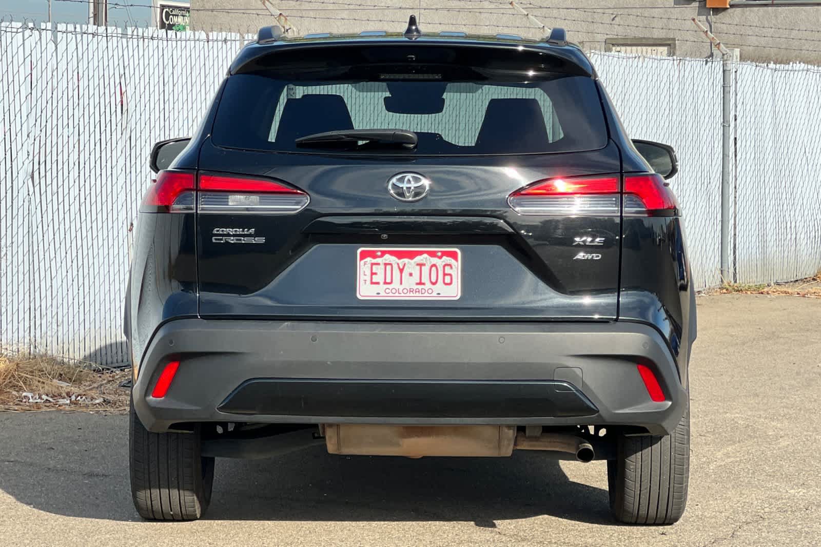 Used 2025 Toyota Corolla Cross XLE AWD/4WD image 4