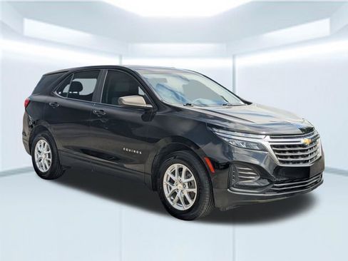 Used 2022 Chevrolet Equinox LS FWD image 10