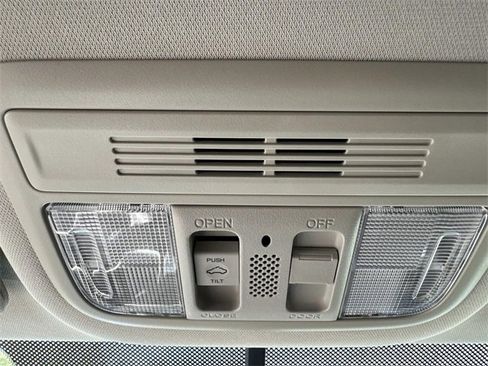 Used 2018 Honda Civic EX-L image 22