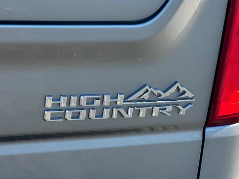 Used 2025 Chevrolet Silverado 1500 High Country AWD/4WD image 49