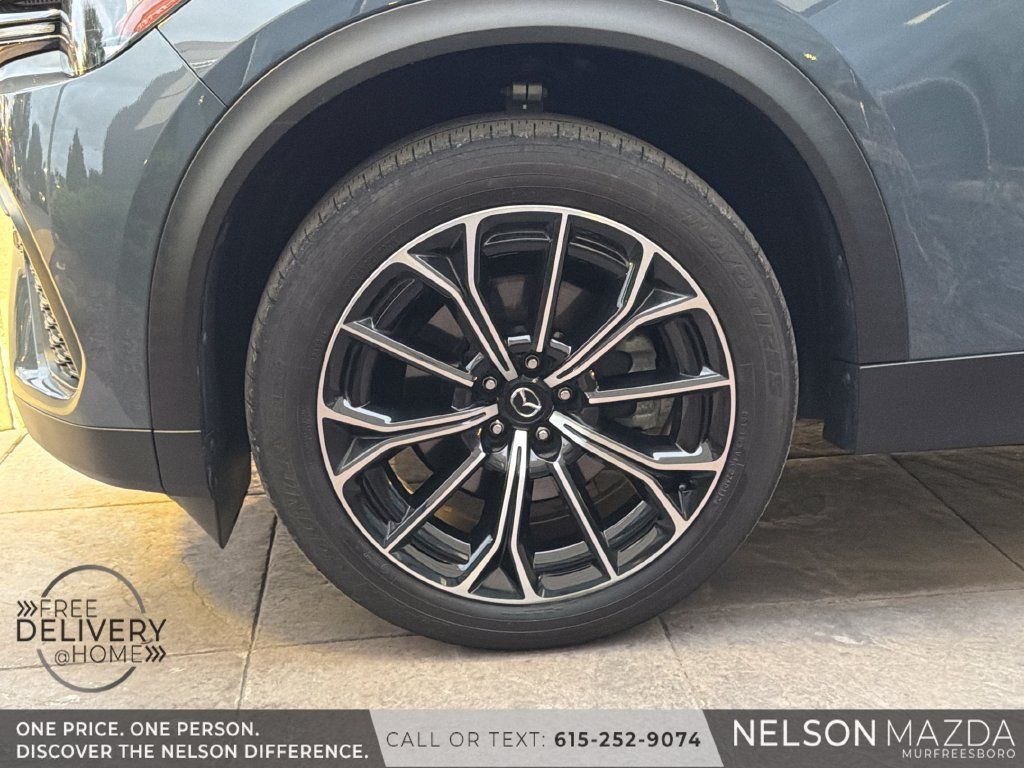 Certified 2025 MAZDA CX-70 Plug-In Hybrid w/ Premium Plus AWD/4WD image 10