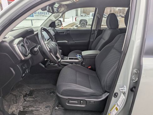 Used 2022 Toyota Tacoma SR5 image 16