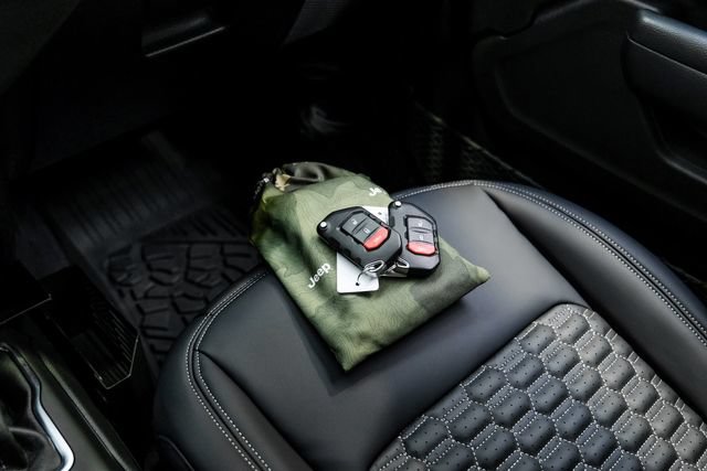 Used 2025 Jeep Gladiator Sport AWD/4WD image 81