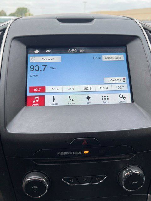 Used 2016 Ford Edge SEL w/ Equipment Group 201A AWD/4WD image 7