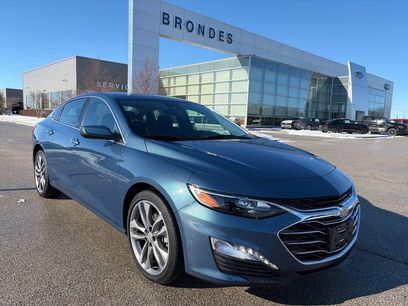 Used 2025 Chevrolet Malibu LT