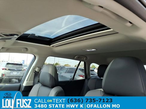 Certified 2025 Subaru Outback Onyx Edition XT image 25