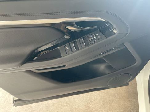 Used 2022 Land Rover Range Rover Evoque S image 13