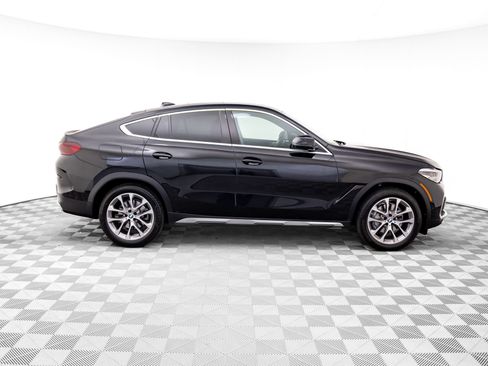 Used 2023 BMW X6 xDrive40i w/ Climate Comfort Package image 6