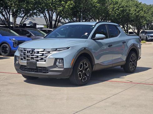 Used 2023 Hyundai Santa Cruz SEL w/ Activity Package FWD image 2