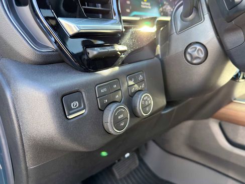 New 2026 Chevrolet Silverado 1500 High Country w/ Technology Package AWD/4WD image 35