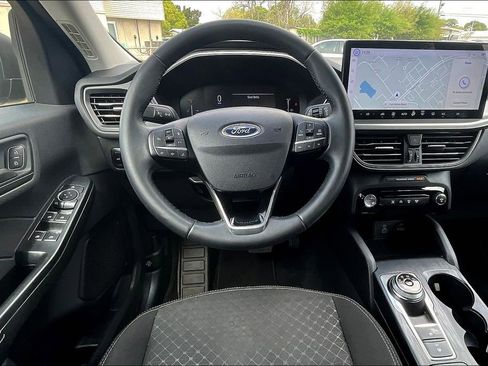 Used 2023 Ford Escape Active w/ Tech Pack #1 FWD image 8